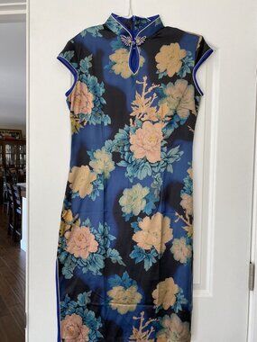 Silk Qipao Cheongsam Dress Floral Chinese Size M Party Cocktail Satin